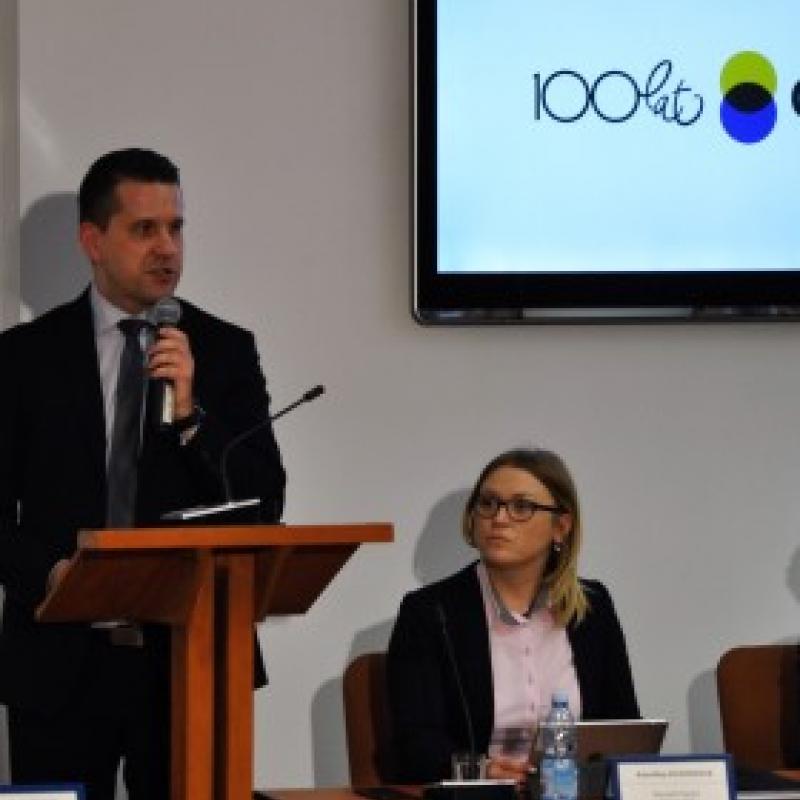 Powiększ obraz: Zdjęcie z konferencji